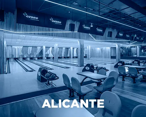 OZONE BOWLING ALICANTE - IMAGEN CON FONDO AZUL