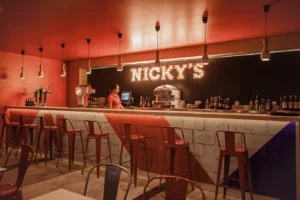 Nicky's Bar interior Ozone Fuenlabrada ubicat al Centre Comercial L'Estació