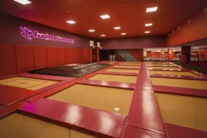 Brincozone interior Ozone Fuenlabrada ubicat a CC L'Estació