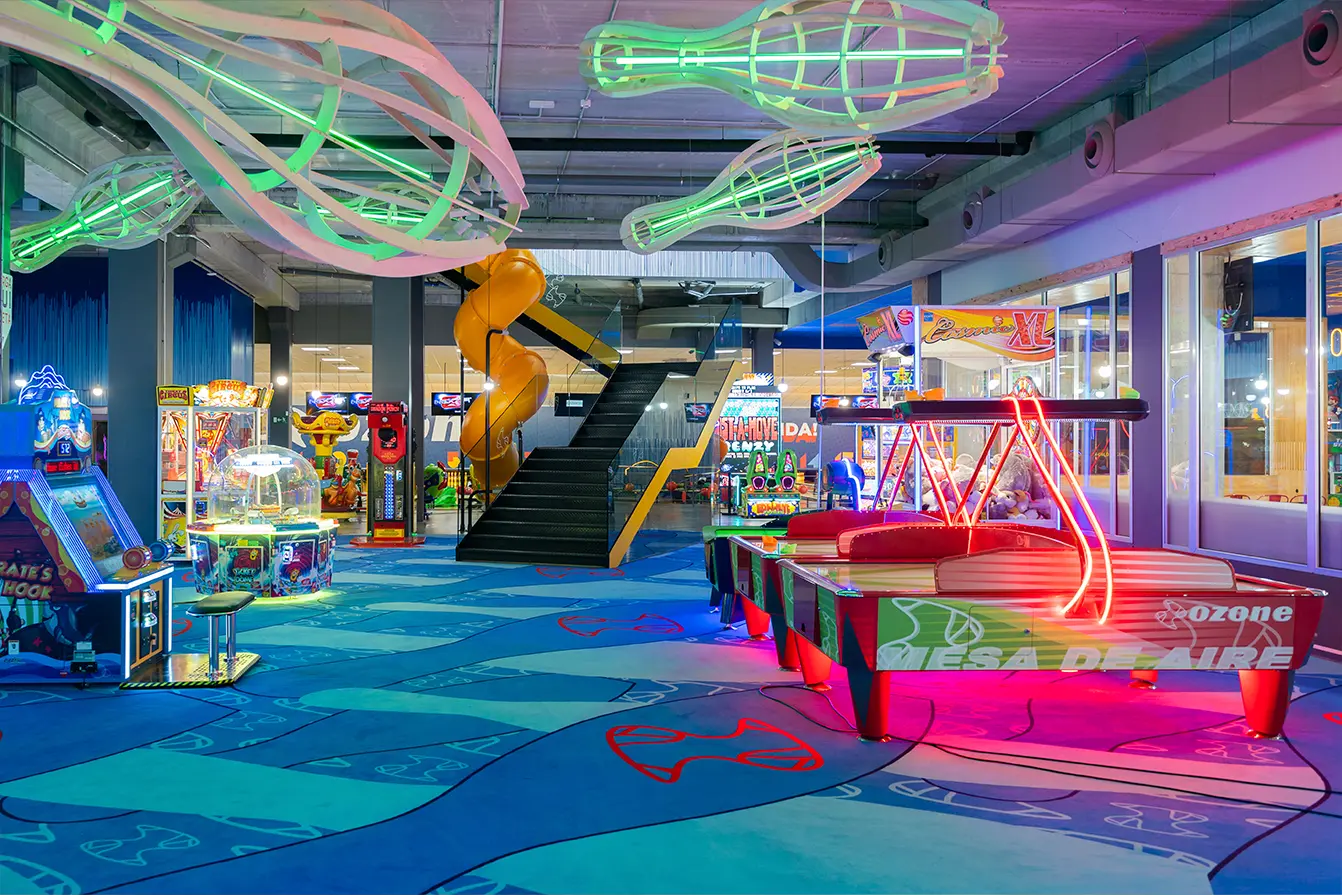 Àrea de recreatius interior Ozone bowling Lleida