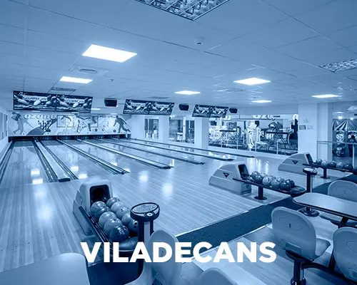 OZONE BOWLING VILADECANS - IMAGEN CON FONDO AZUL